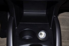 2011款三菱欧蓝德劲界