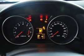 2011款三菱欧蓝德劲界