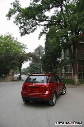 试驾SX4