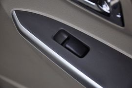 2011款东南V3菱悦