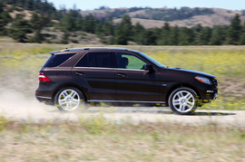 2012款奔驰ML海外试驾实拍