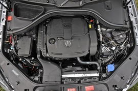 2012款奔驰ML海外试驾实拍