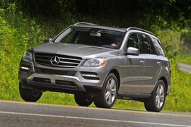 2012款奔驰ML海外试驾实拍