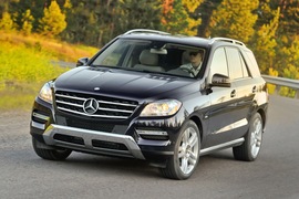 2012款奔驰ML海外试驾实拍