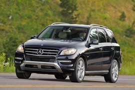 2012款奔驰ML海外试驾实拍