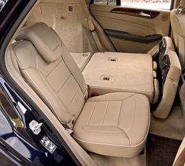 2012款奔驰ML海外试驾实拍