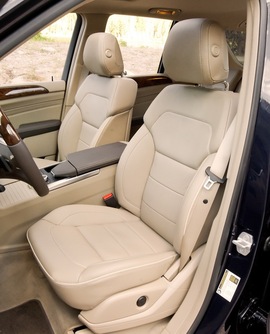 2012款奔驰ML海外试驾实拍