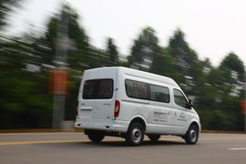 2011款上汽大通V80密云试驾