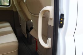 2011款上汽大通V80密云试驾