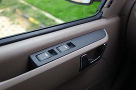 2011款上汽大通V80密云试驾