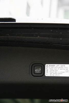 凯迪拉克凯雷德