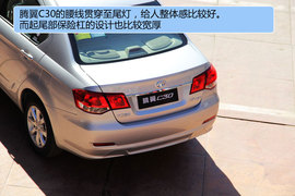 腾翼C30对比荣威350/新赛欧