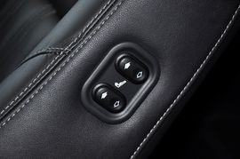 2011款长安福特蒙迪欧致胜2.0T