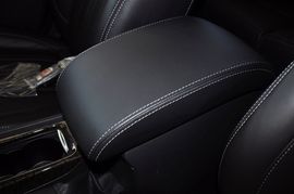 2011款长安福特蒙迪欧致胜2.0T