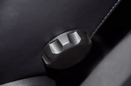 2011款长安福特蒙迪欧致胜2.0T