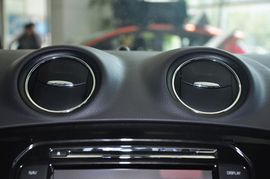 2011款长安福特蒙迪欧致胜2.0T