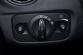 2011款长安福特蒙迪欧致胜2.0T