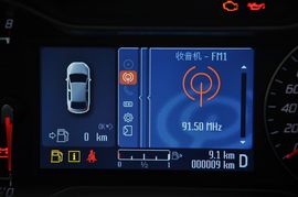 2011款长安福特蒙迪欧致胜2.0T