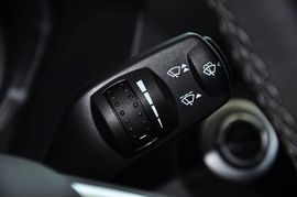 2011款长安福特蒙迪欧致胜2.0T