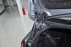 2011款奔腾B70