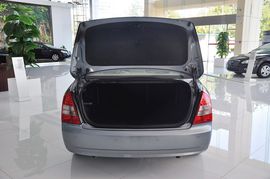 2011款奔腾B70