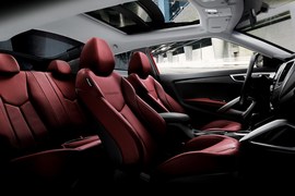 2012款现代飞思Veloster