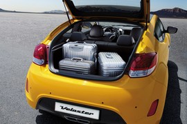 2012款现代飞思Veloster