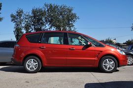 2008款福特麦柯斯S-MAX