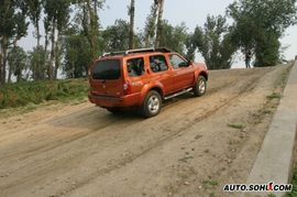 试驾07款帕拉丁