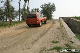 试驾07款帕拉丁