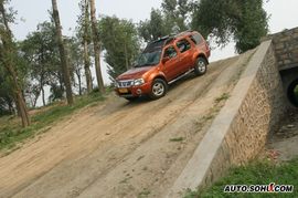 试驾07款帕拉丁