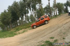 试驾07款帕拉丁