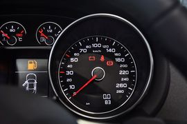 2011款奥迪TT敞篷版2.0TFSI