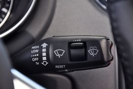 2011款奥迪TT敞篷版2.0TFSI