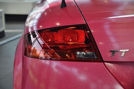 2011款奥迪TT敞篷版2.0TFSI