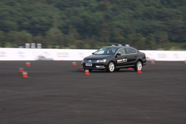 2012款全新迈腾2.0T至尊型上海试驾