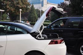 2011款雷诺梅甘娜CC 2.0L手自一体型