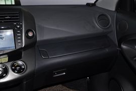 2011款一汽丰田RAV4