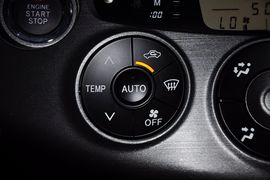 2011款一汽丰田RAV4