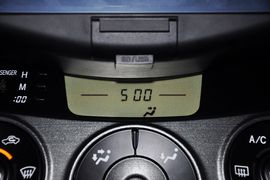2011款一汽丰田RAV4
