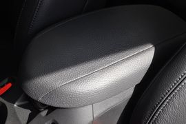 2011款现代飞思Veloster