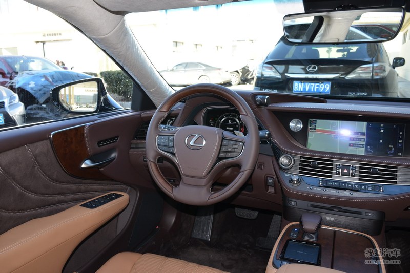 【 雷克萨斯ls图片】_黑色/黄水晶棕_内饰_搜狐汽车网