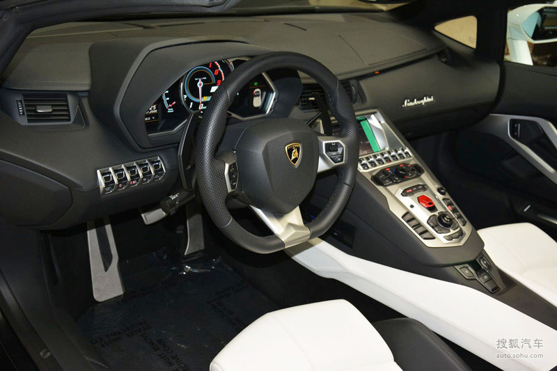 2013款兰博基尼lp700450周年纪念敞篷版驾驶席全景