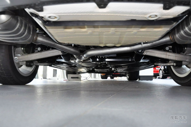 奥迪a4 allroad图片】_2014款 40 tfsi allroad quattro plus版 _底盘