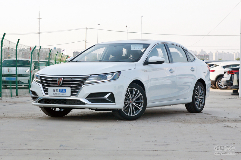 【车型对比】荣威 i6 plus pk 本田 飞度_搜狐汽车