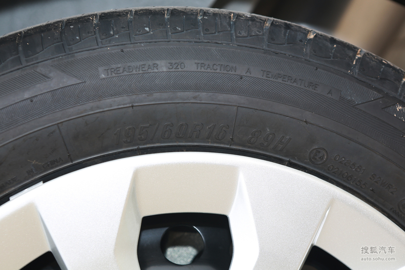 【 东风启辰d60图片】_2019款启辰d60 十万荣耀 1.