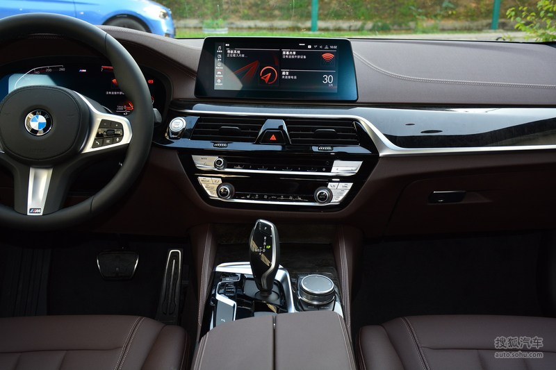 【 宝马5系图片】_黑色/干邑色_内饰_搜狐汽车网