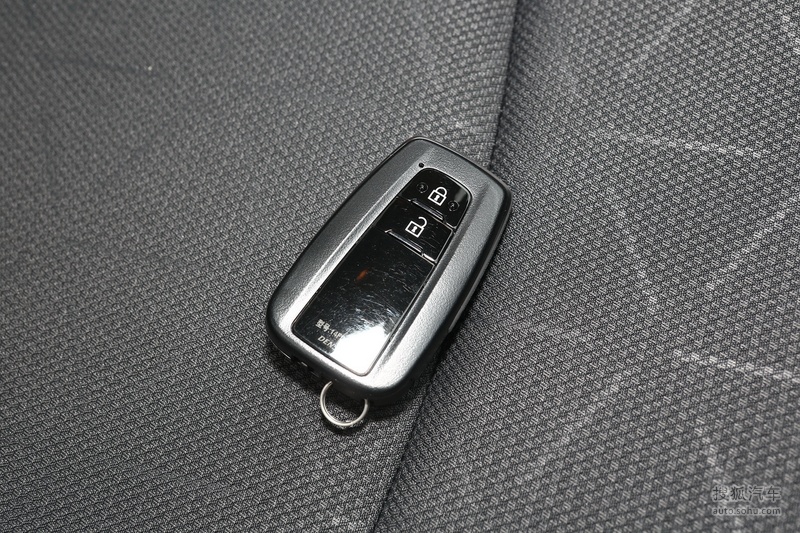 2020款丰田rav4荣放双擎 双擎2.