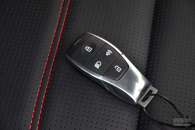 【 北京越野北京bj40图片】_黑色/红色_内饰_搜狐汽车网