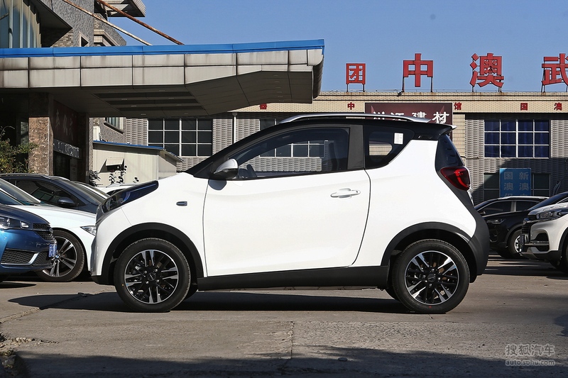 【车型对比】丰田 汉兰达 pk 奇瑞新能源 小蚂蚁_搜狐汽车